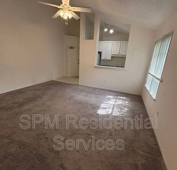 2705 Mayfair Dr #H-303 — Photo 6
