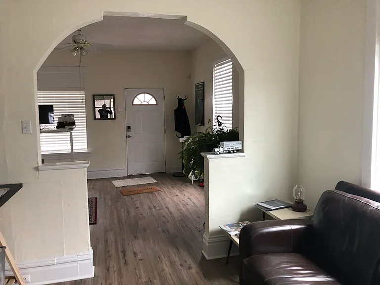 1337 Hughes Pl — Photo 5