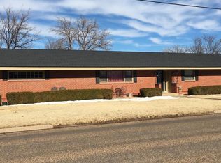 2700 W 10th St, Plainview, TX 79072