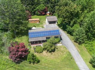 462 Russell Rd, Albany, NY 12203