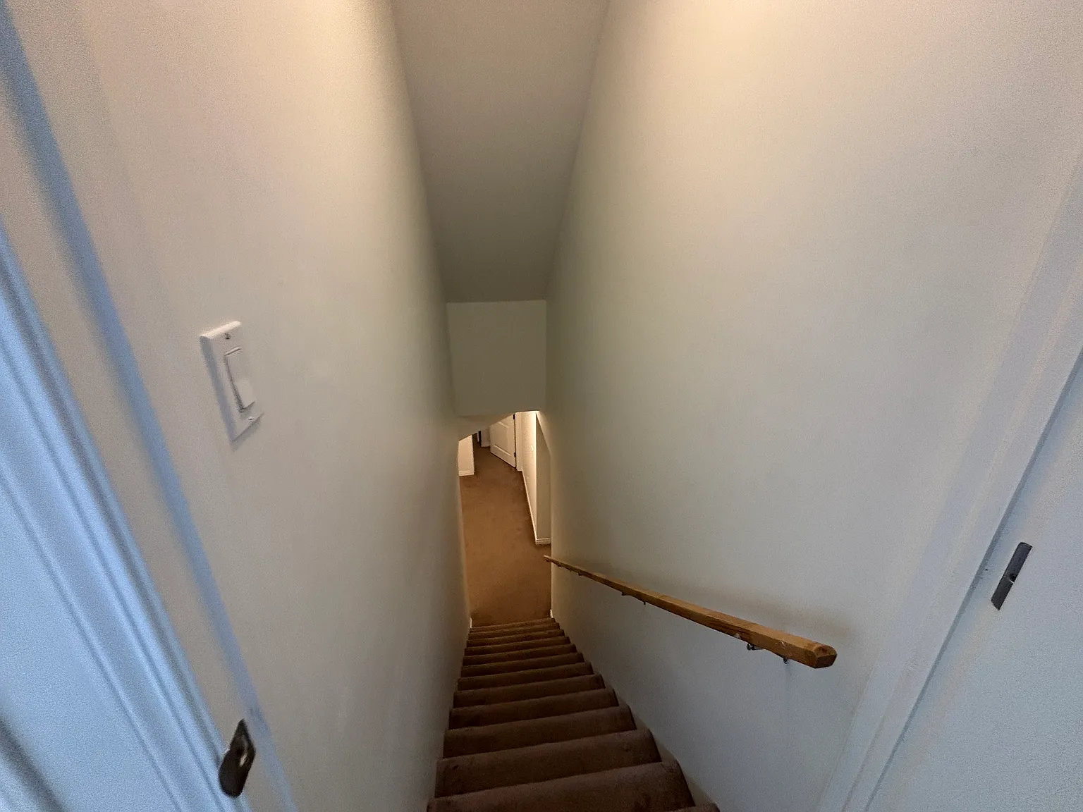 Newton 4 - 12021 55 ST NW — Photo 4