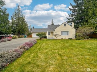 2406 100th St SE, Everett, WA 98208