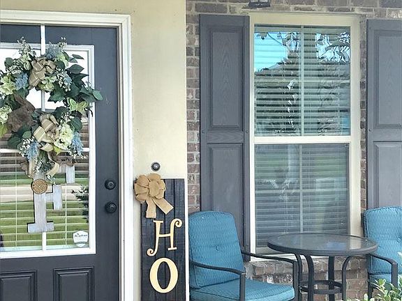 2nd image of 287 Southern Cir