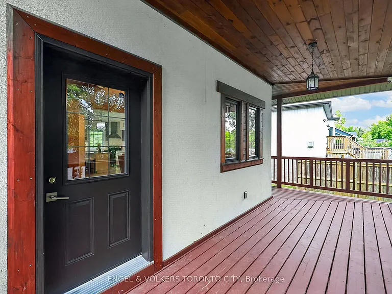 774 Churchill Ln — Photo 35