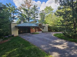 245 Alcan Dr, Baraboo, WI 53913
