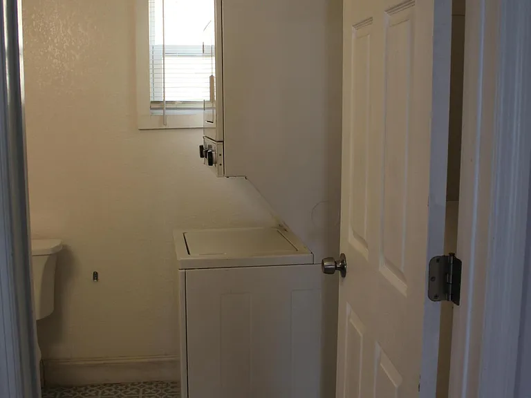 124 S Noble St #3 — Photo 6