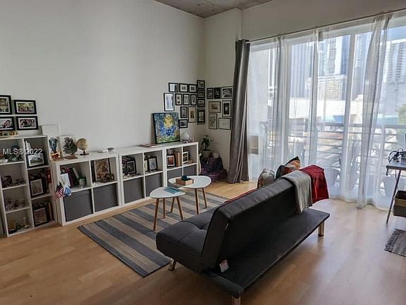 5th image of 133 NE 2nd Ave APT 408
