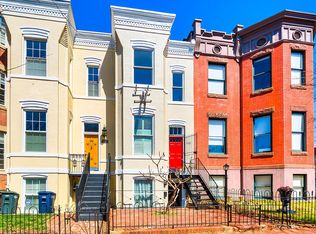 522 Seward Sq SE, Washington, DC 20003