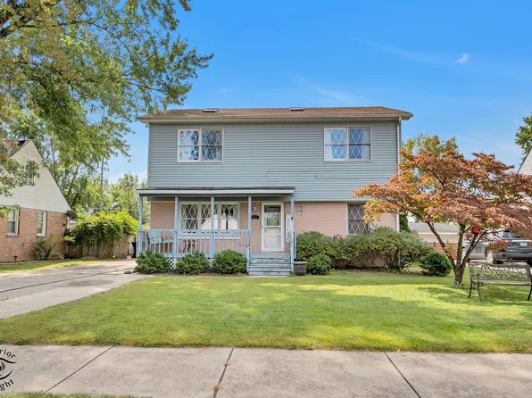 7743 Columbia Dr, Bridgeview, IL 60455