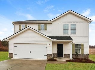 35 Oxford Ln, Kingston, GA 30145