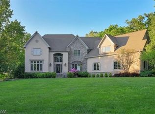 1 Lexington Dr, Warren, NJ 07059