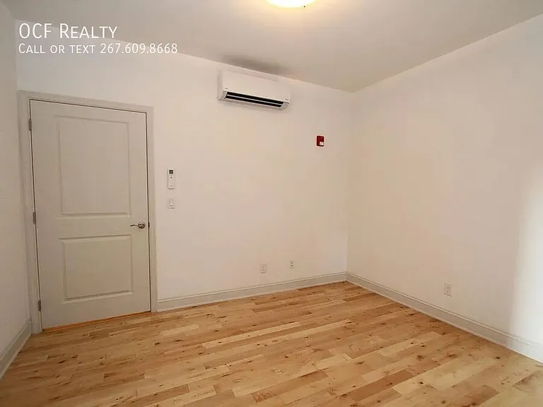 1310 Spruce St #102 — Photo 4