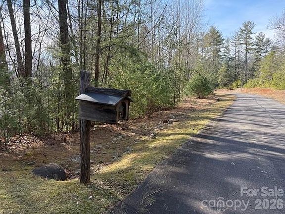 2nd image of 7 Settlement Ridge Dr