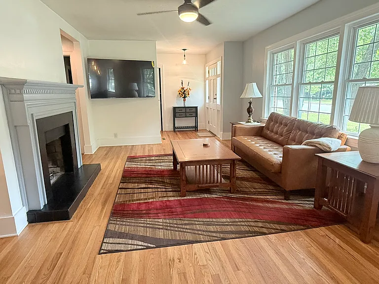 1302 E Wright Rd — Photo 7