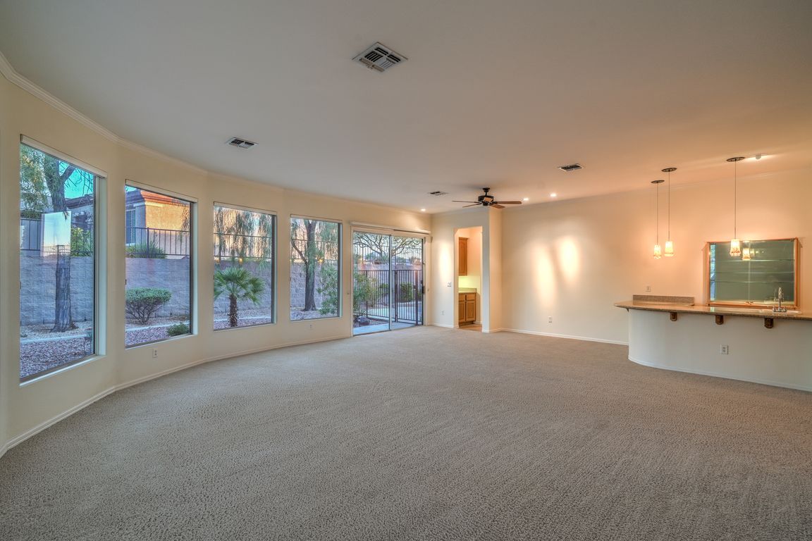 next background image