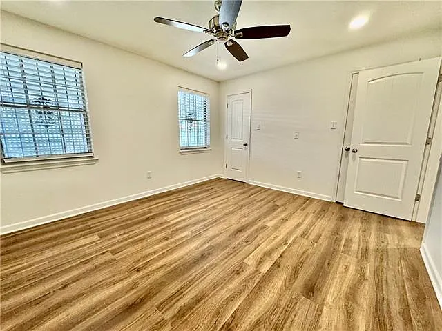 5116 Avron Blvd — Photo 25