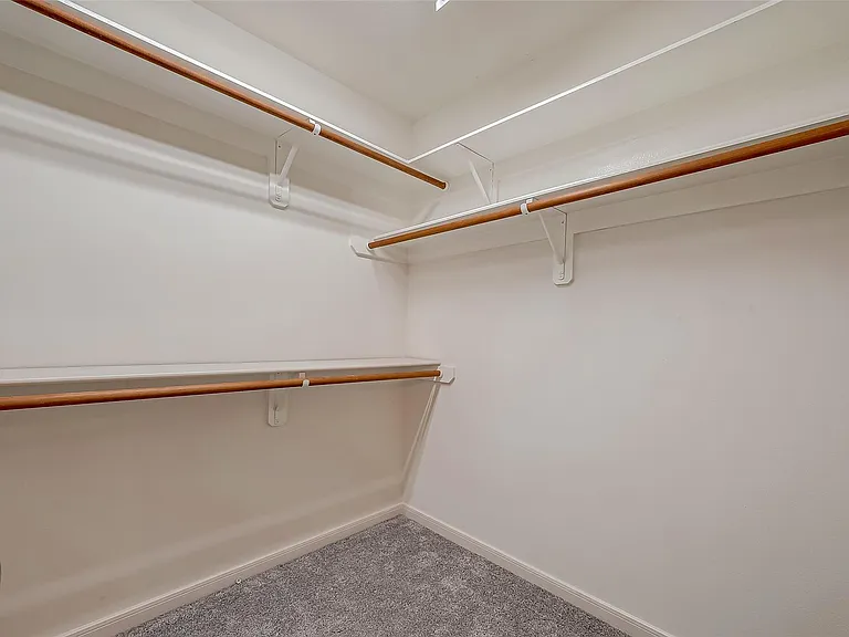 22 Stone Arrow Pl — Photo 35