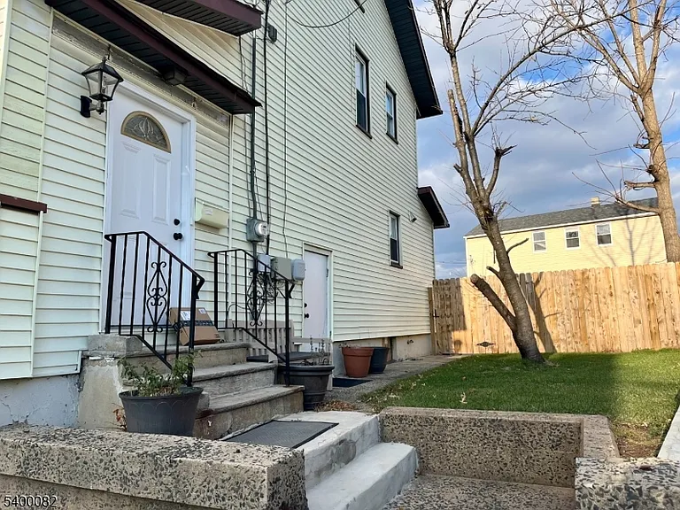 501 Centennial Ave — Photo 24
