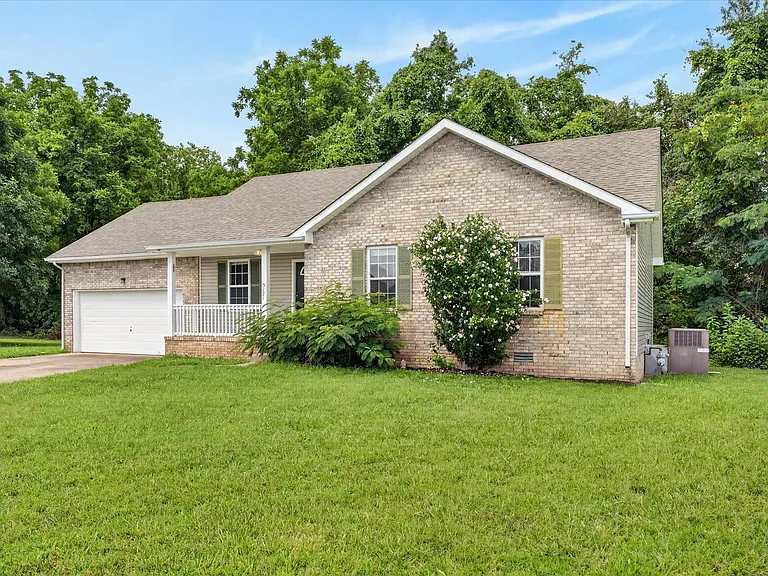 3171 Buckhorn Ct — Photo 3