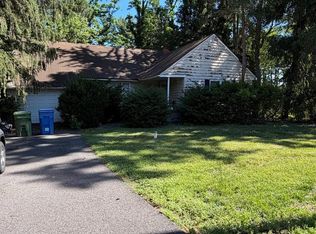 1930 Greentree Rd, Cherry Hill, NJ 08003