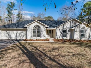 396 Ginn Lake Rd, Ellerslie, GA 31807