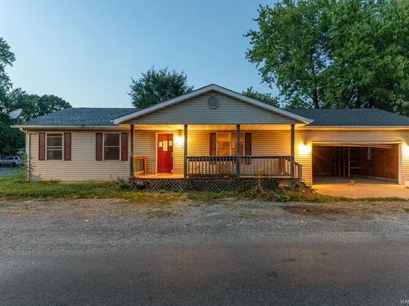 210 Hemphill St, Carlinville, IL 62626