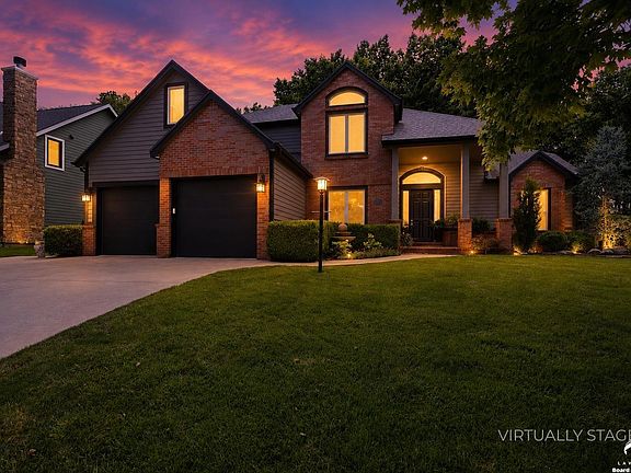 2nd image of 801 Fox Chase Ct
