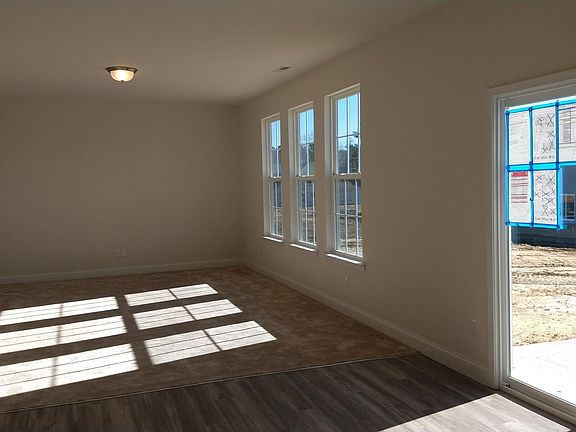 5th image of 1629 Maddox Park Dr