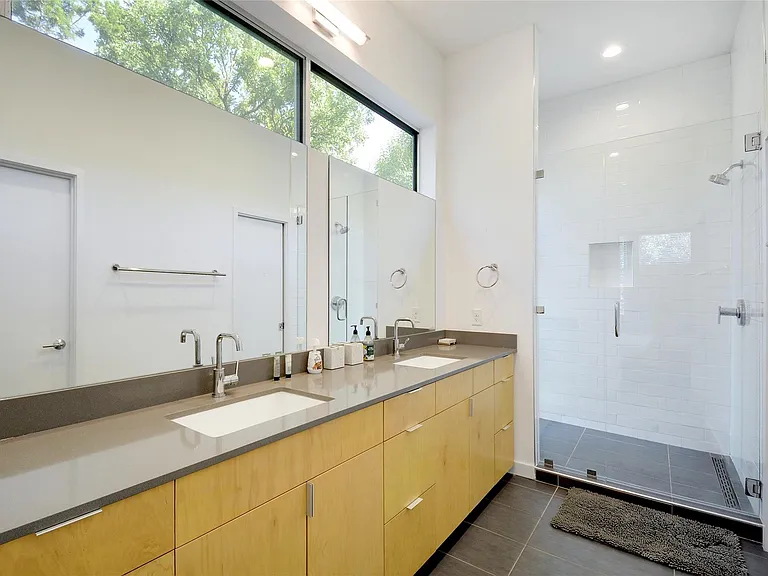 3110 Clawson Rd — Photo 16
