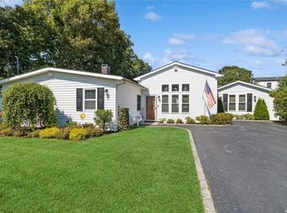 7 Musket Dr, Shirley, NY 11967