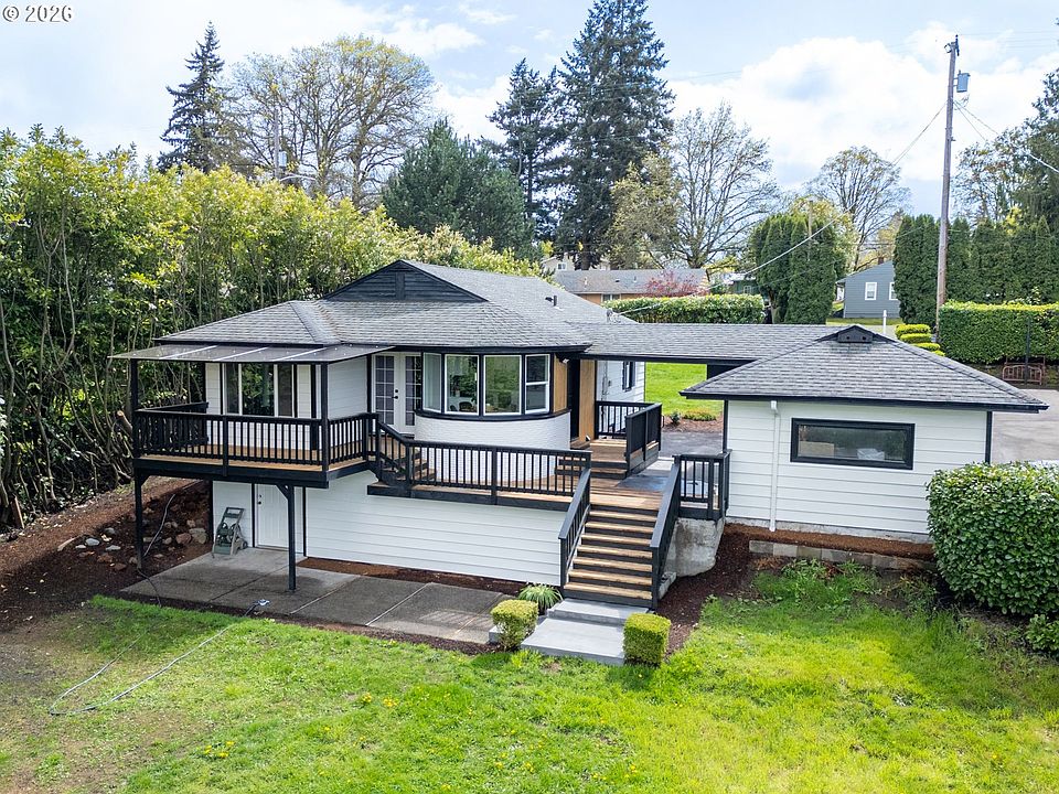 1st image of 3308 E McLoughlin Blvd
