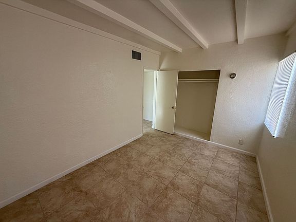 4th image of 66099 Desert View Avenue 641 64 6 #Apn-003