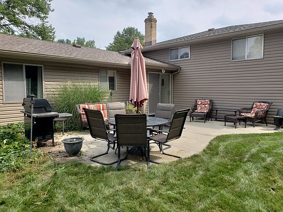 2nd image of 6448 Brighton Dr
