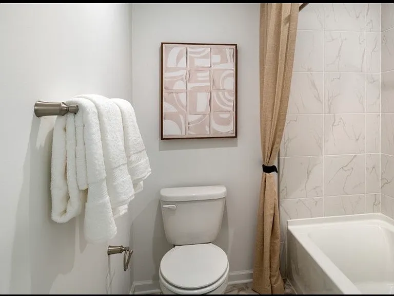 3346 Abberley Dr — Photo 6