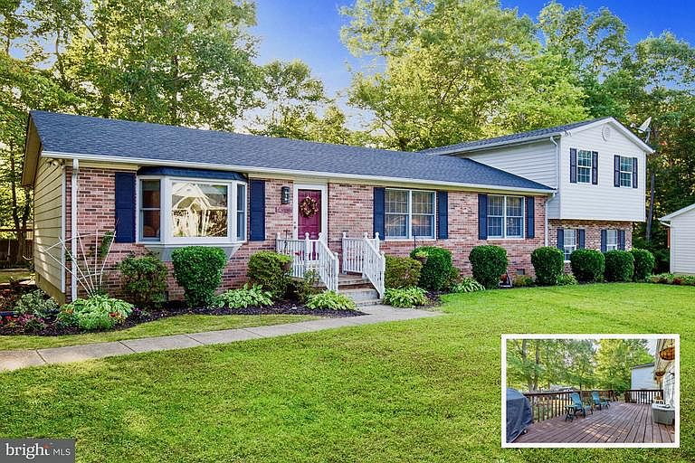 1st image of 25985 Hills Dr