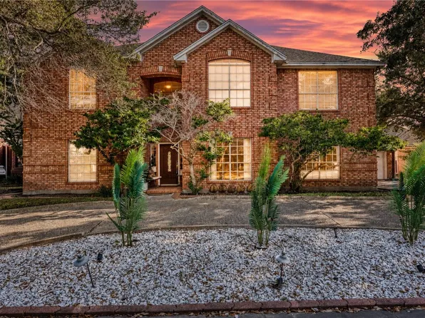 4505 Grand Lake Dr, Corpus Christi, TX 78413