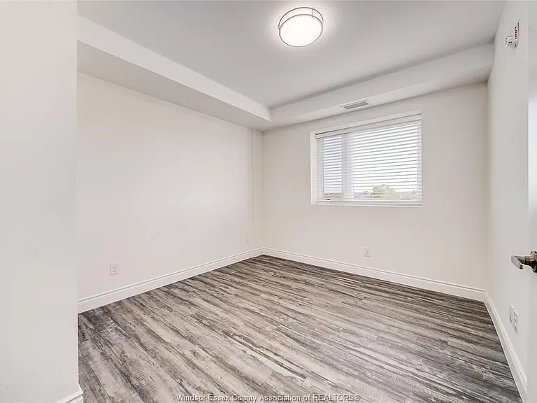 1675 Banwell Rd #507 — Photo 18