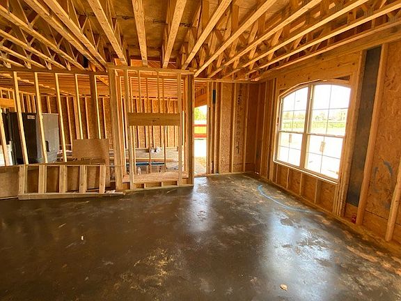 4th image of 1526 Canal Pl