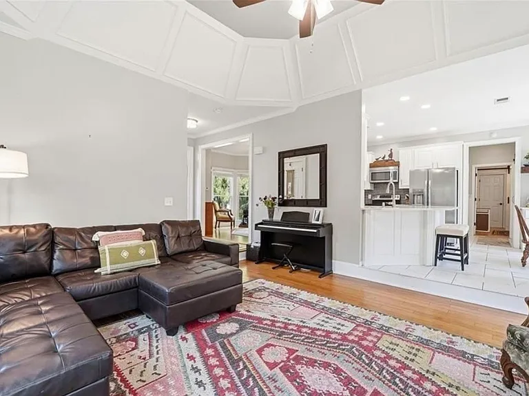 2158 Chartley Pl — Photo 12