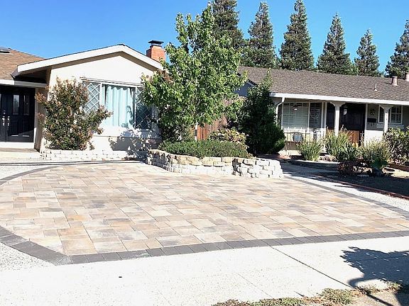2nd image of 3066 Everdale Dr