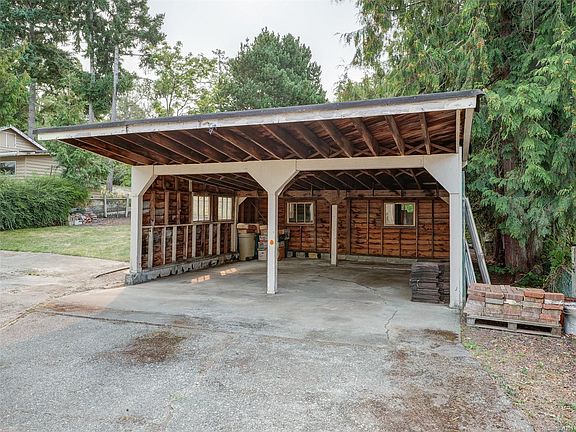 5th image of 723 Genevieve Rd