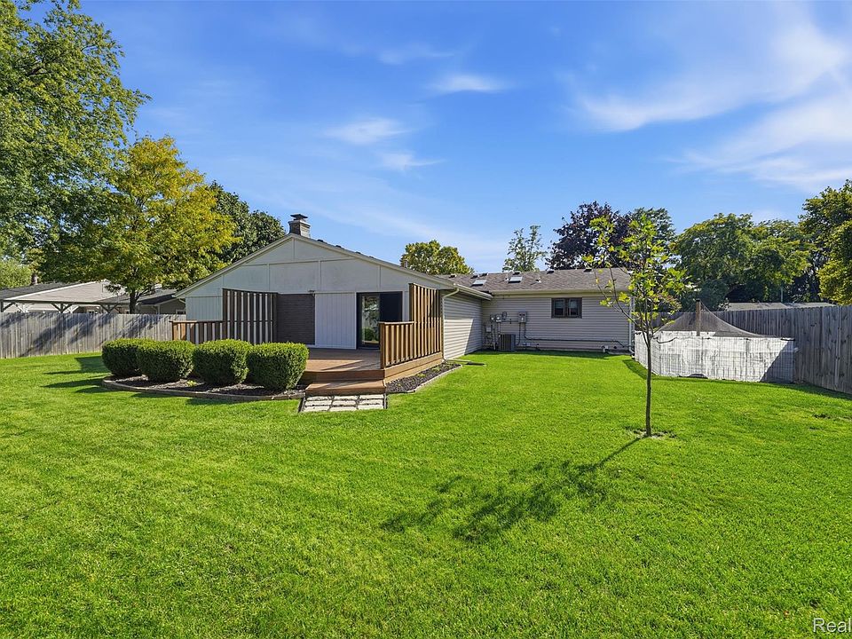 1087 Collingwood Dr, photo 6