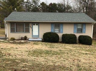 660 Dunivan Dr, Rustburg, VA 24588