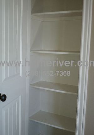 3rd image of 1091 N Cornerstone Dr