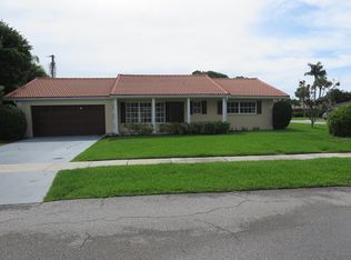 102 Orchard Ridge Ln, Boca Raton, FL 33431