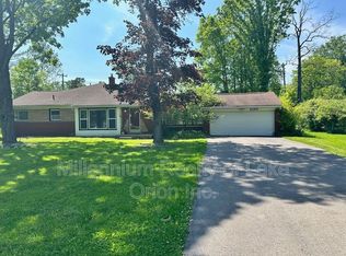 24955 Westmoreland Dr, Farmington Hills, MI 48336