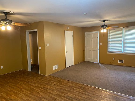3rd image of 3130 Longbow Dr