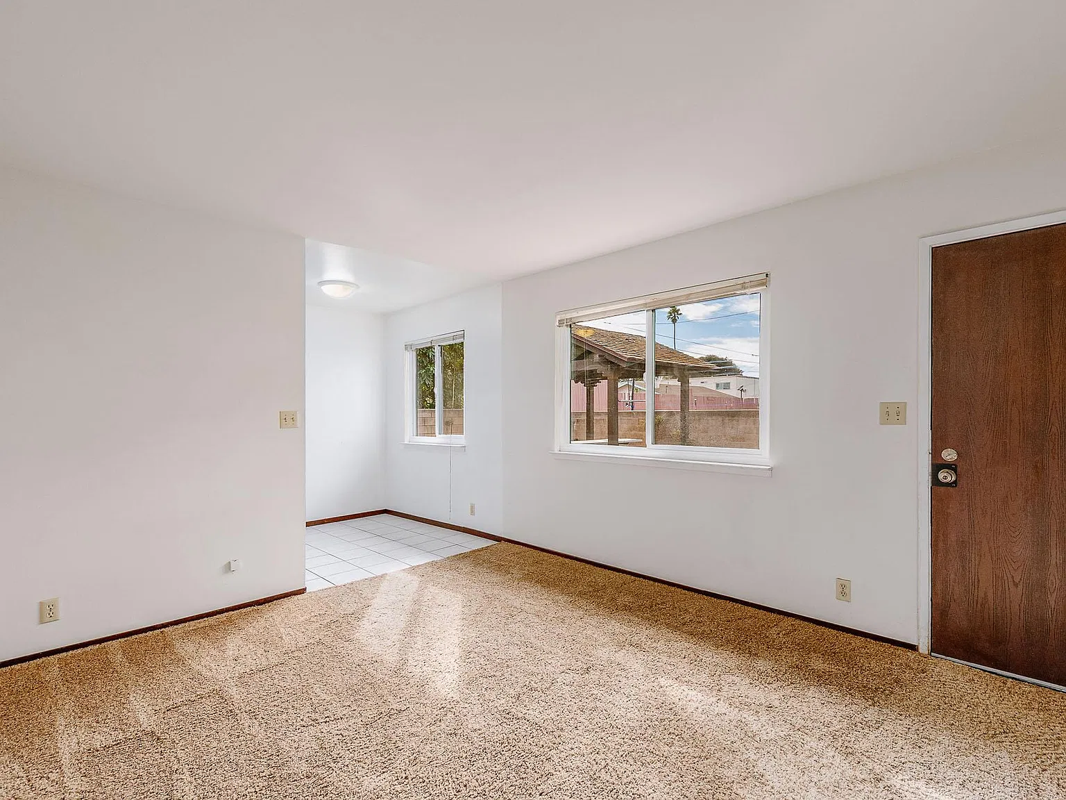 1 bed, 500 sqft, $1,800 — Photo 2