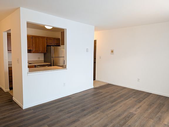 4th image of 7020 Villa Dr