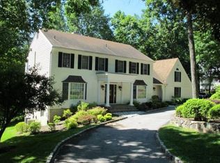 62 Indian Hill Rd, Mount Kisco, NY 10549